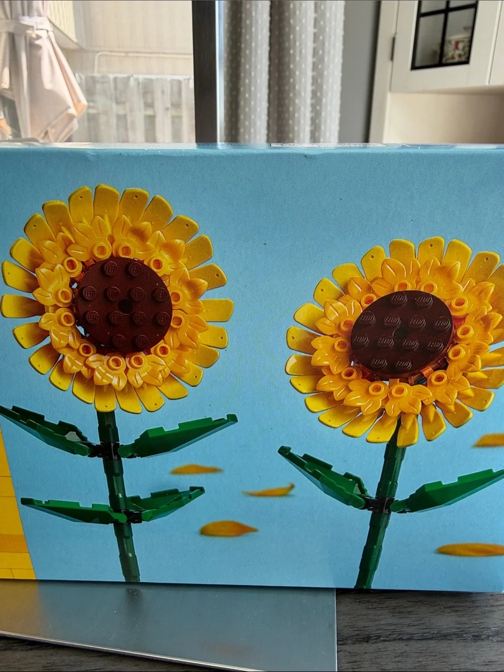 LEGO Sunflowers Floral Build - Yellow & Green
